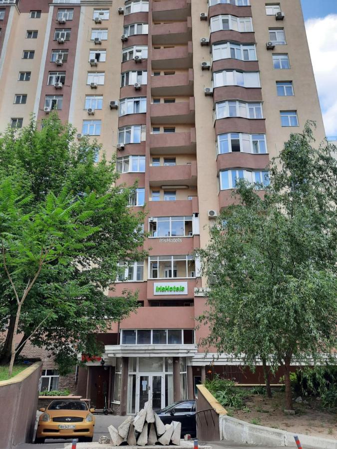 Прекрасная Комфортная Квартира В Центре Киева Рядом С Жд Вокзалом Метро Вокзальная И Университет Eksteriør bilde